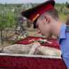 Вместо поцелуя в лоб, участковый СМАЧНО припал к губам покойницы. Люди только крестились, но дальше...